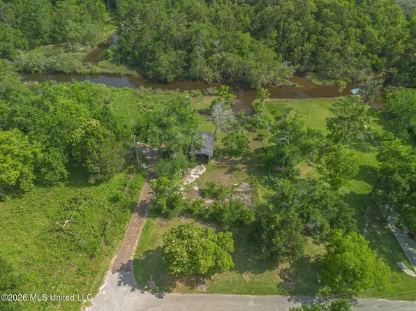 3035 Borries St, Diberville, MS 39540