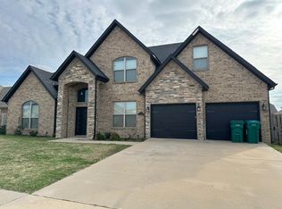 940 Sunset Ln, Centerton, AR 72719