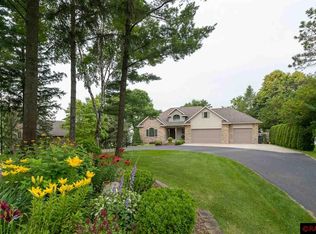 112 Cedar Ln, Madison Lake, MN 56063