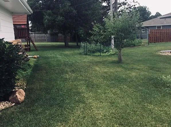 3116 May St, Eau Claire, WI 54701