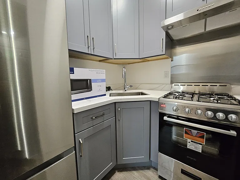 1028 Pine St #40 — Photo 7