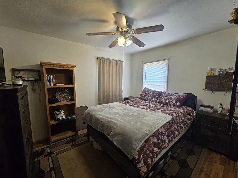 236 S Maple St — Photo 10