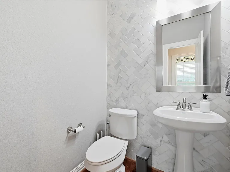 311 Tangerine Dr — Photo 21