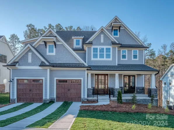16836 Harbor View Rd, Charlotte, NC 28278