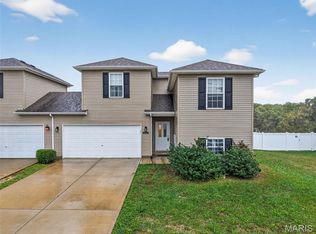 904 Arapaho Dr, Warrenton, MO 63383