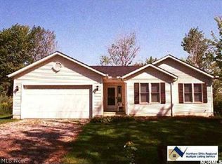 13874 Radcliffe Rd, Chardon, OH 44024