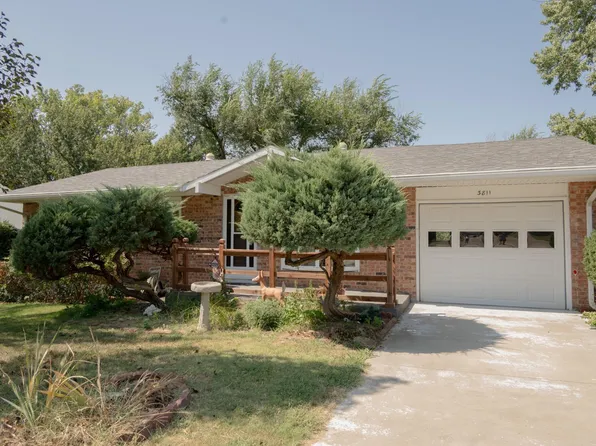 3811 SE Fremont St, Topeka, KS 66609