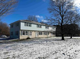 606 Mill Pond Rd APT 3, Colchester, VT 05446