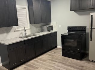 2415 Jackson St #B, La Marque, TX 77568