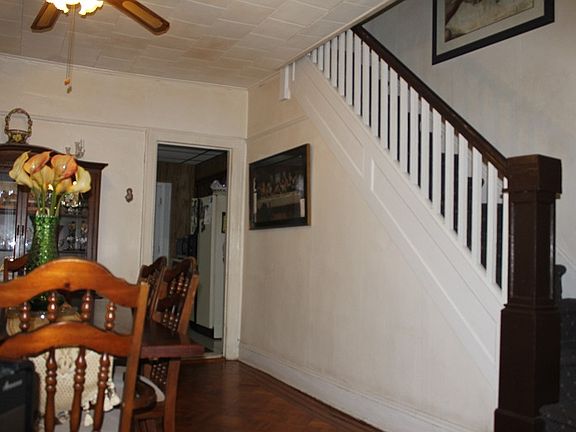 5th image of 10330 116th St
