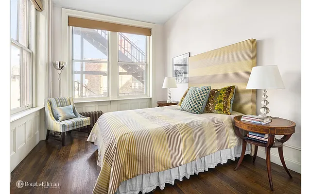 Sold by Douglas Elliman | media 10