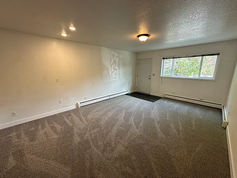 1180 N Elsinore Ave #2 — Photo 9
