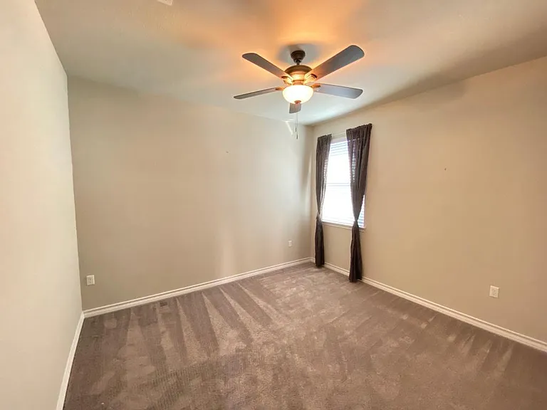 5904 Daly Dr — Photo 13