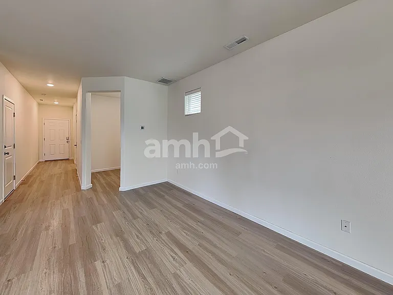 1315 W 15th Ave — Photo 7
