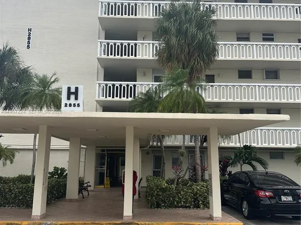 2855 Leonard Dr APT H411, Aventura, FL 33160