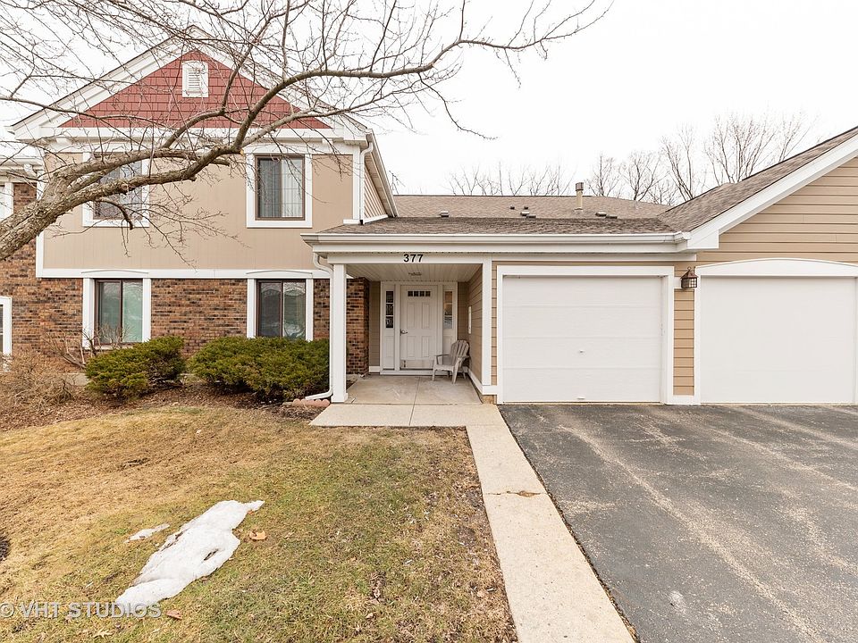 2nd image of 377 Sandalwood Ln