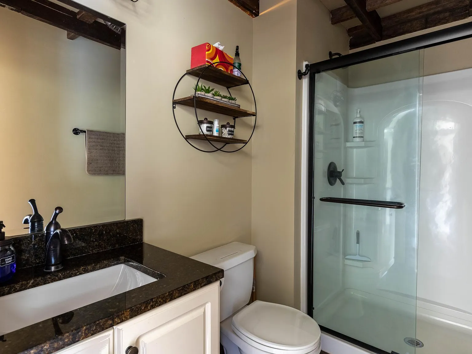 1 bed, 500 sqft, $1,300 — Photo 3