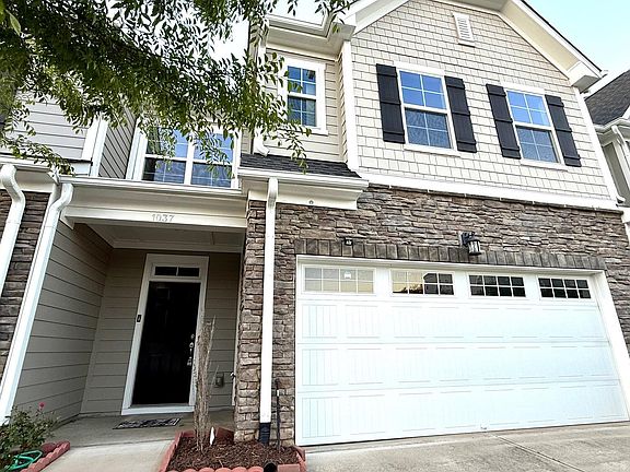 3rd image of 1037 Lakebrink Dr