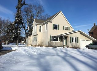 648 2nd Ave SW, Wells, MN 56097