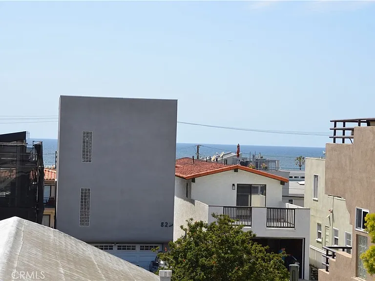 830 Monterey Blvd — Photo 3