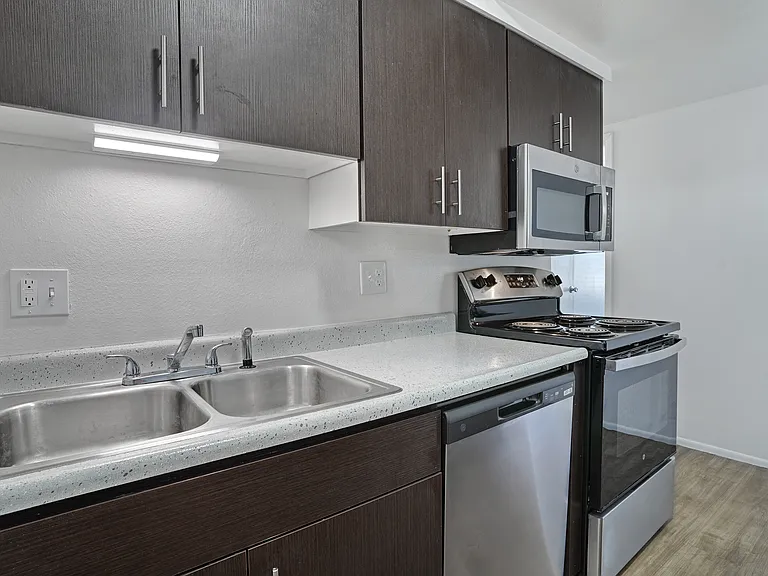 Mountain View at Riverdale Apartments — Photo 6