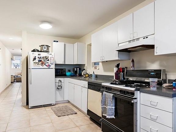 5th image of 1435 W Wrightwood Ave #1