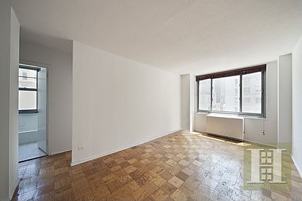 2nd image of 2021 Broadway #10J