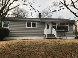 991 Old Town Rd, Bridgeport, CT 06606