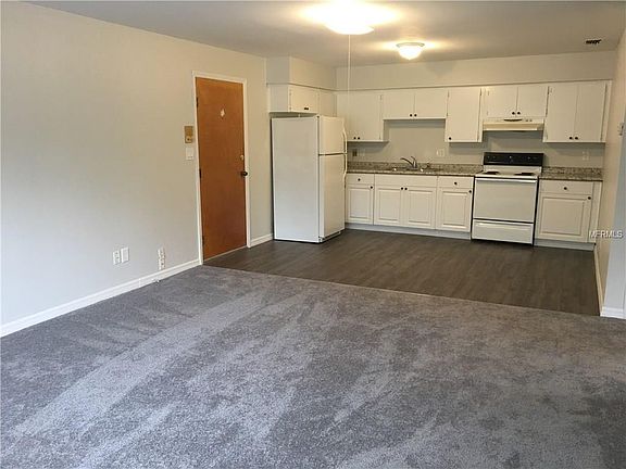2nd image of 933 Wisconsin Ave APT C