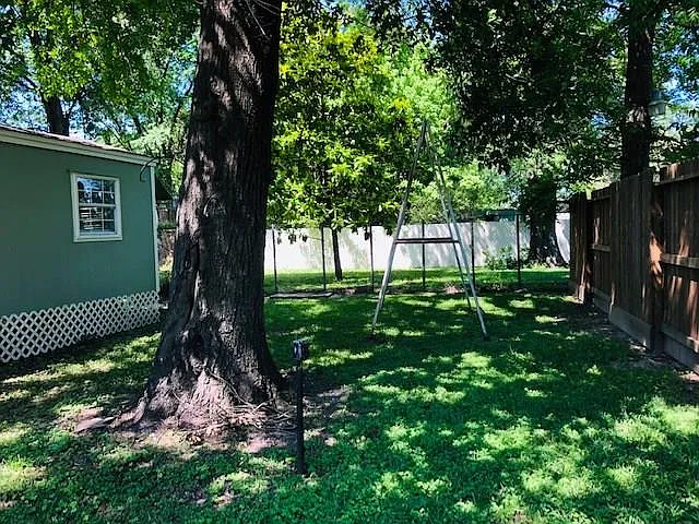 734A McDaniel St — Photo 21