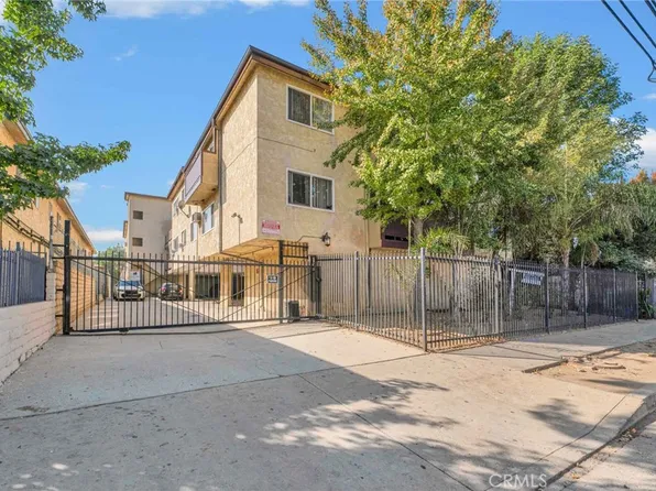 15240 Nordhoff St, North Hills, CA 91343