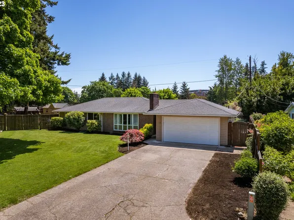 15 Rustic Pl, Eugene, OR 97401