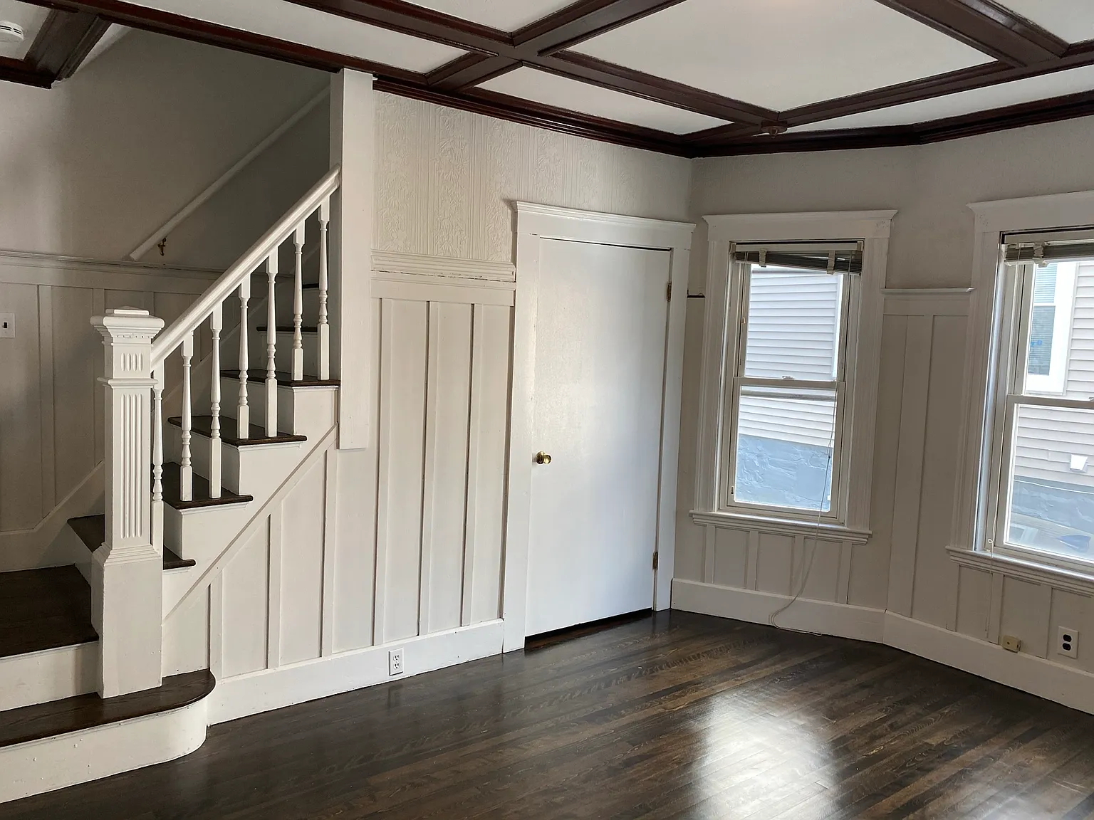 4 bed, 9999 sqft, $6,100 — Photo 4