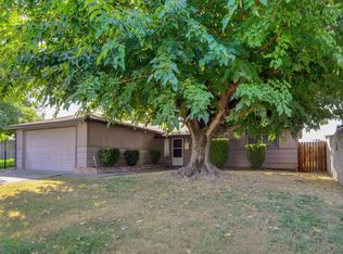 220 Bell Ave, Sacramento, CA 95838