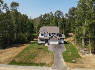 618 Long Meadow Dr, Fredericksburg, VA 22406