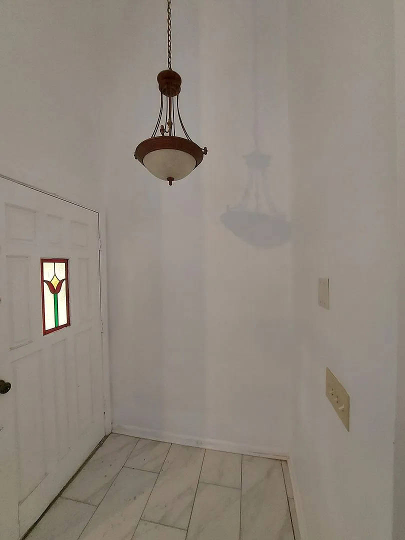 Beautiful 3-Bedroom Home in Convenient Harbison Location! — Photo 2
