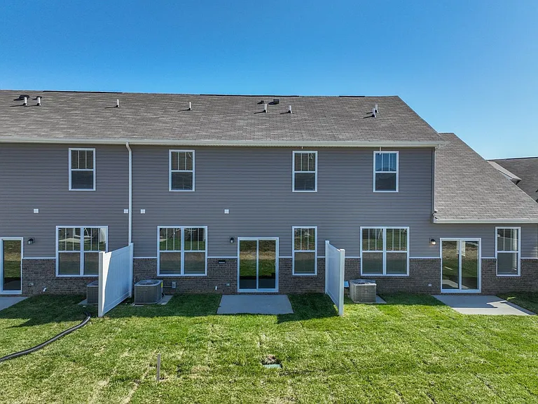728 Mickelson Way — Photo 47