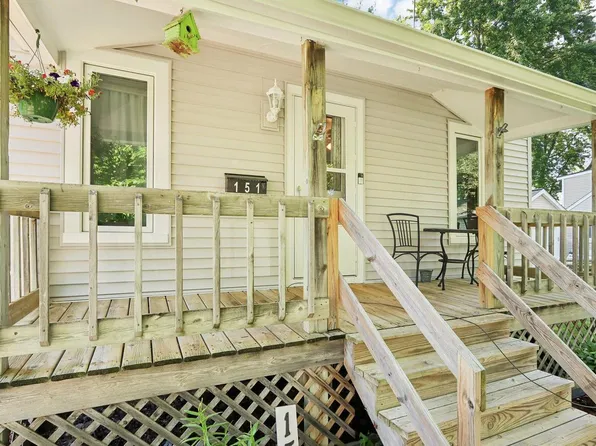 151 Ormsby STREET, Pewaukee, WI 53072