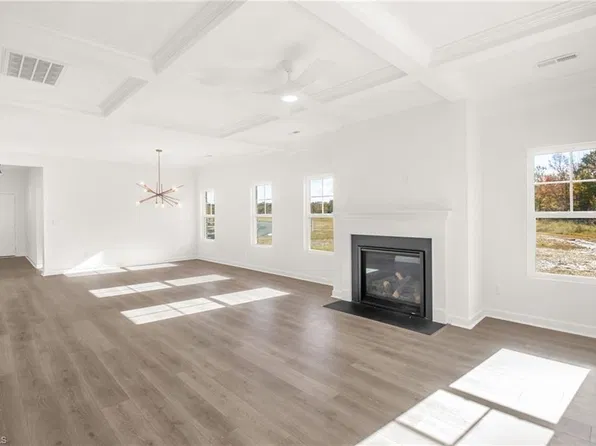 3600 Townland Cir, Clemmons, NC 27012