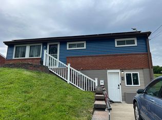 33 Claireview Dr, Carnegie, PA 15106