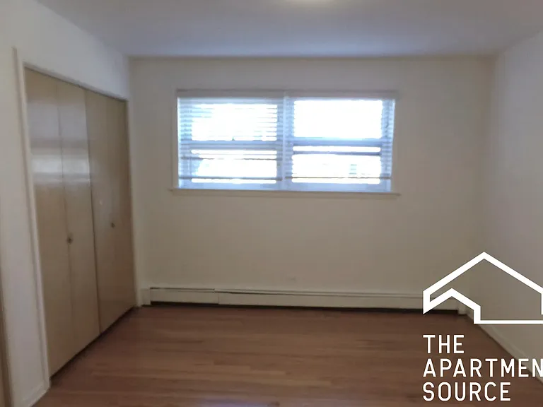 8644 Skokie Blvd #302 — Photo 3