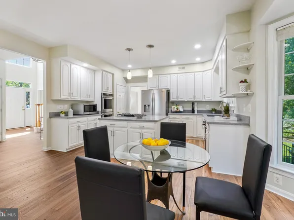 47514 Coldspring Pl, Sterling, VA 20165