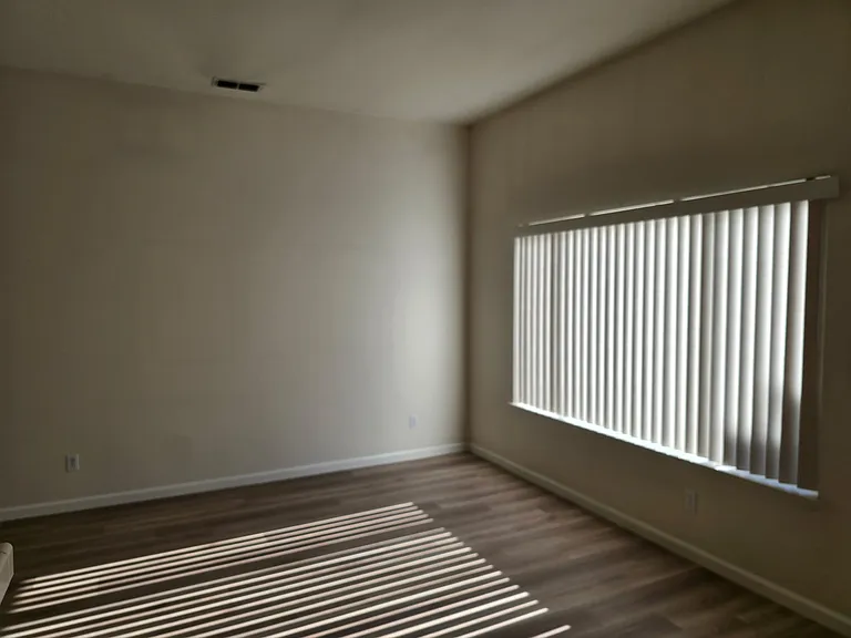 9772 Sand Hollow Way — Photo 5