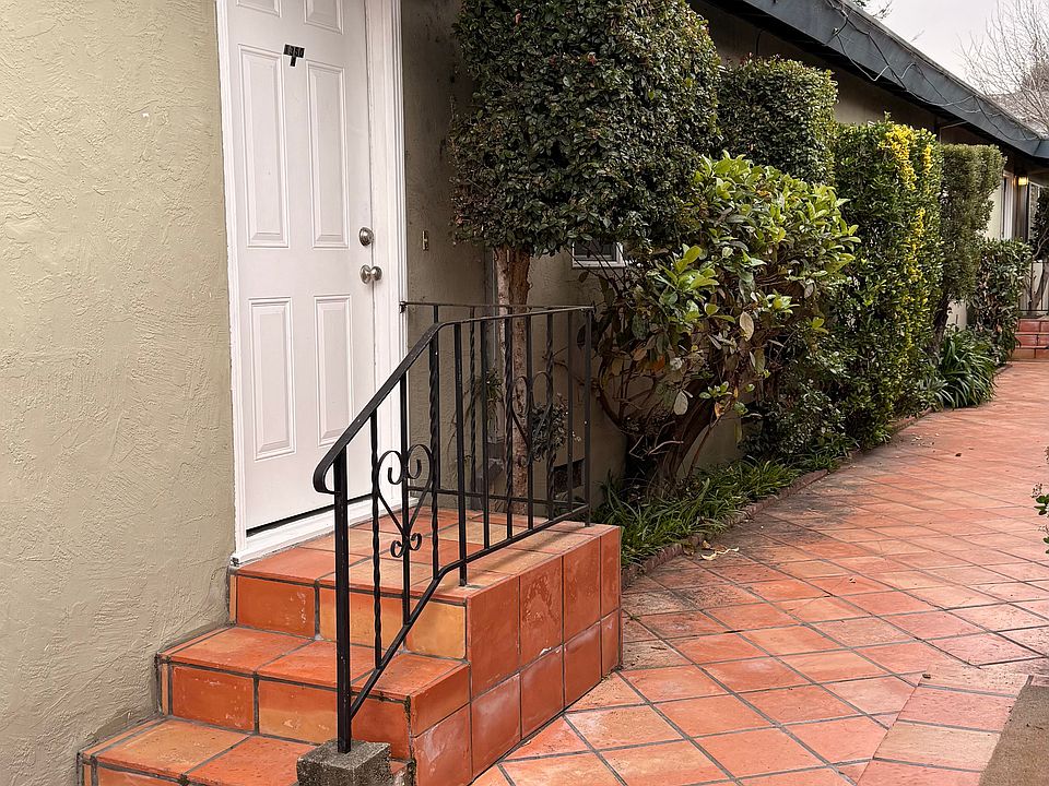 Entrance to the unit