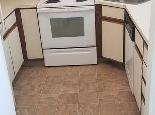 221 High St APT Q, Westerly, RI 02891