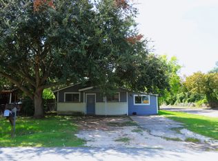 600 E Plum St, Angleton, TX 77515