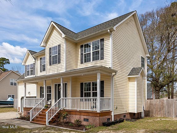4th image of 135 Shellbank Drive