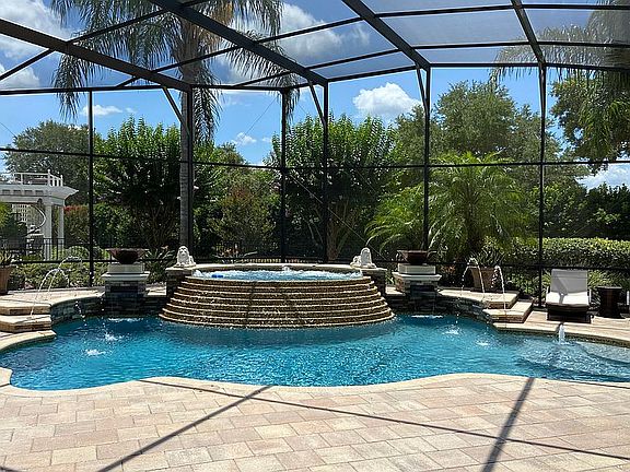 5th image of 32500 Hawks Lake Ln