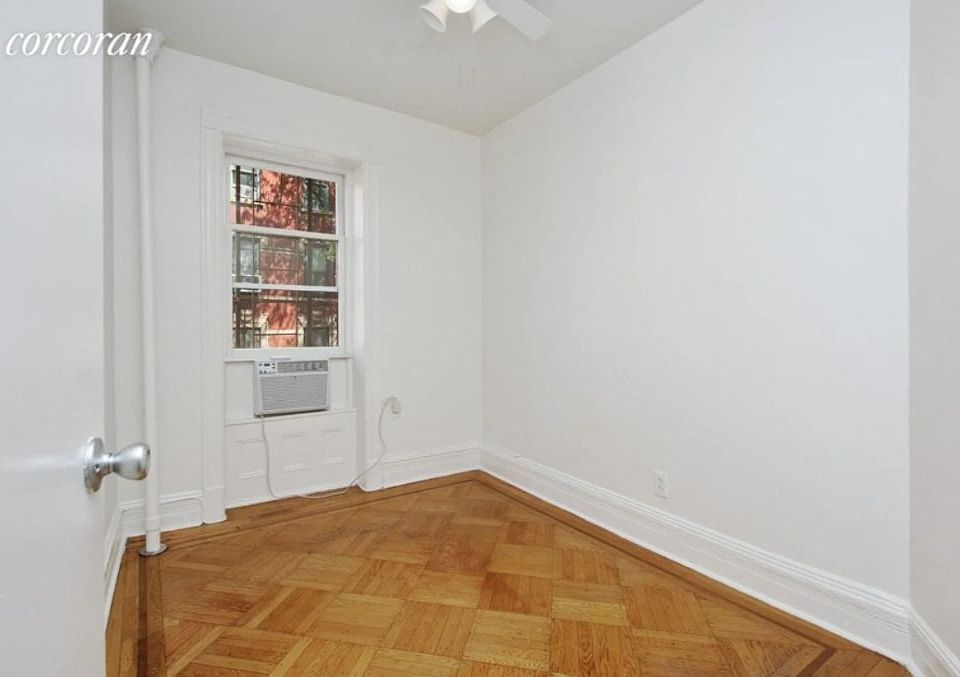 56 Perry St New York NY Zillow