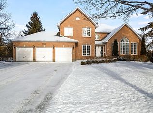 5525 Pettapiece Cres, Ottawa, ON K4M1C6